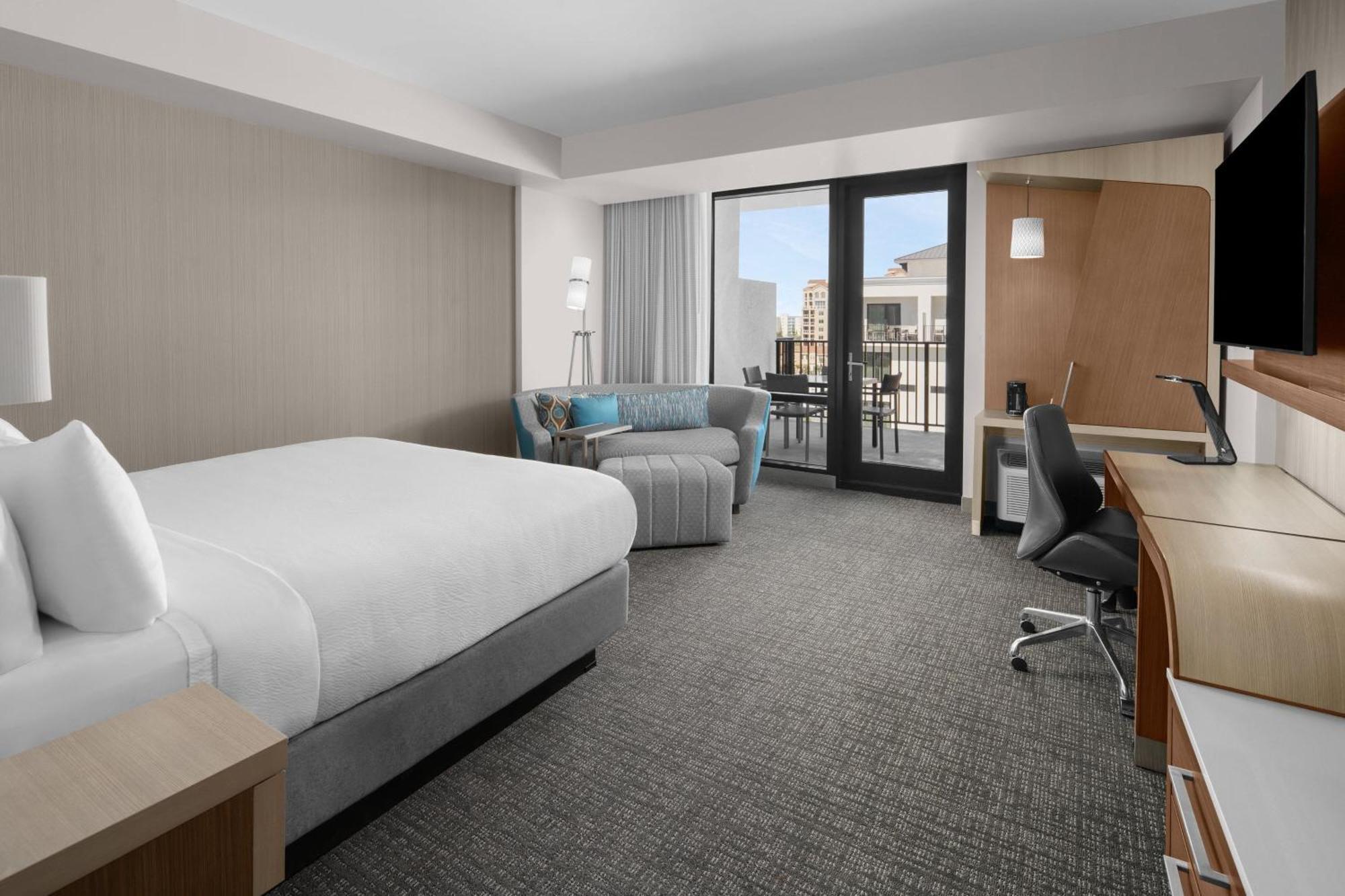 Courtyard By Marriott Clearwater Hotel 3*
